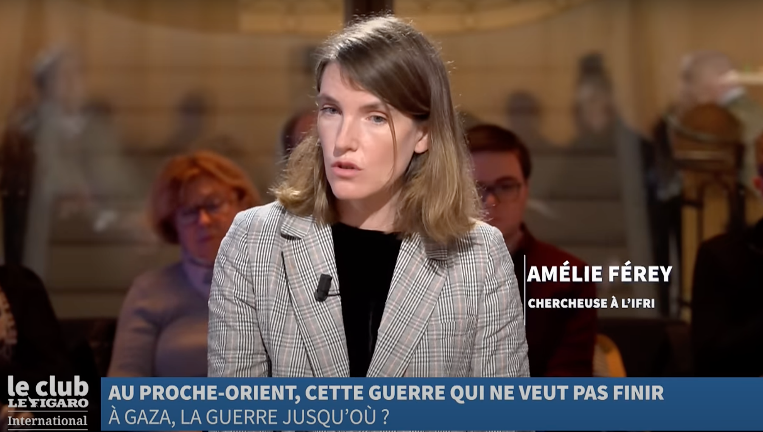 Amélie Férey dans Le club Le Figaro International