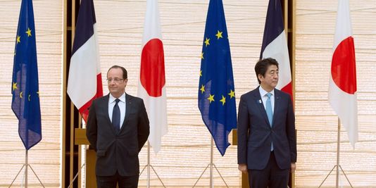 3427363_3_1ac5_francois-hollande-et-shinzo-abe-a-tokyo-le-7_58142353317d25e10822ad56645a60b0.jpg