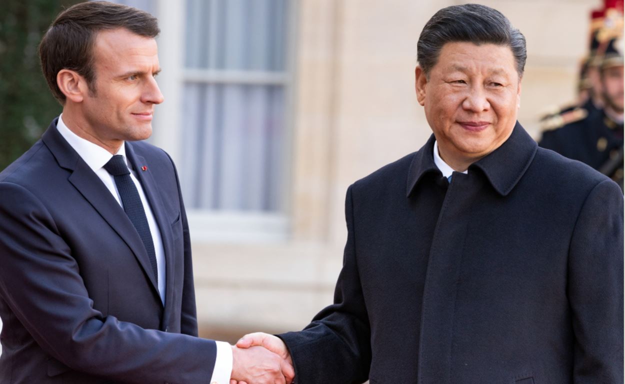 Paris, March 25, 2018 : The French President Emmanuel Macron welcoming Chinese President Xi Jinping