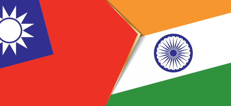 Flags of Taiwan and India