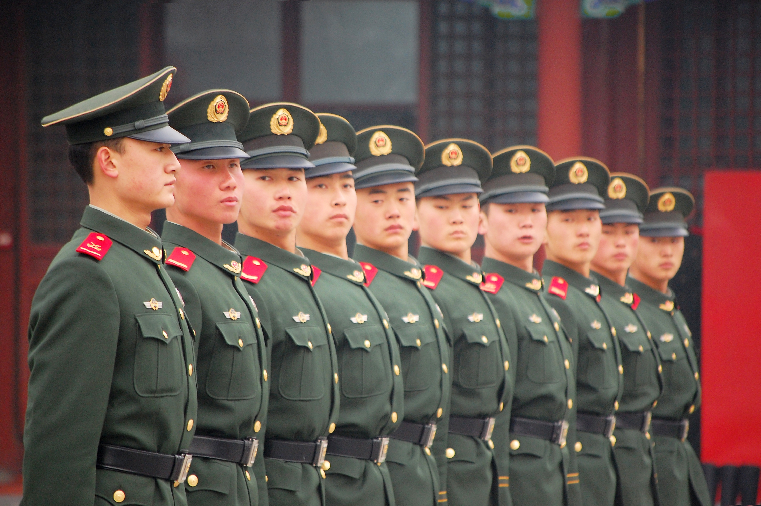 Les gardes militaires de la Cité interdite à Pékin.