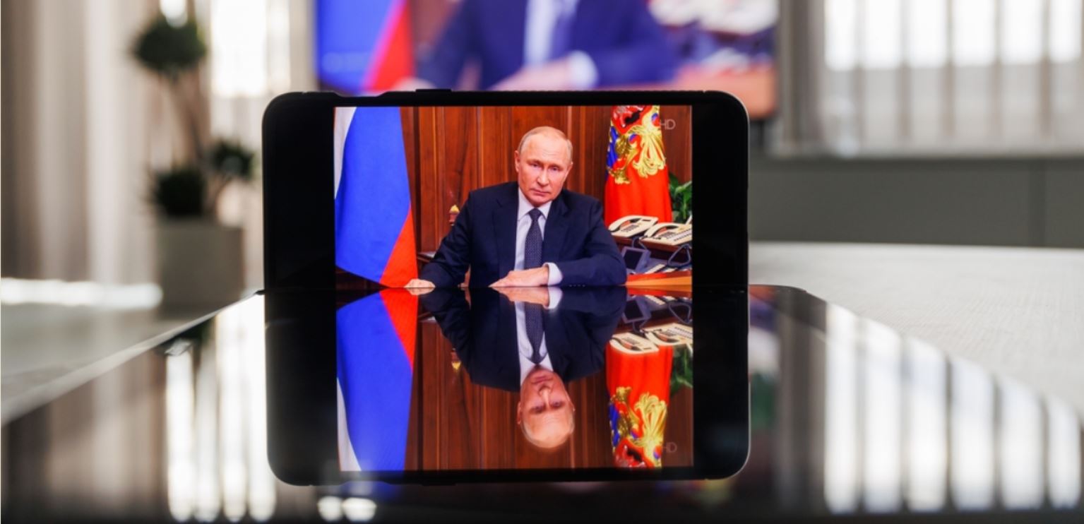 Le président russe Vladimir Poutine à télévision, 28 septembre 2022 