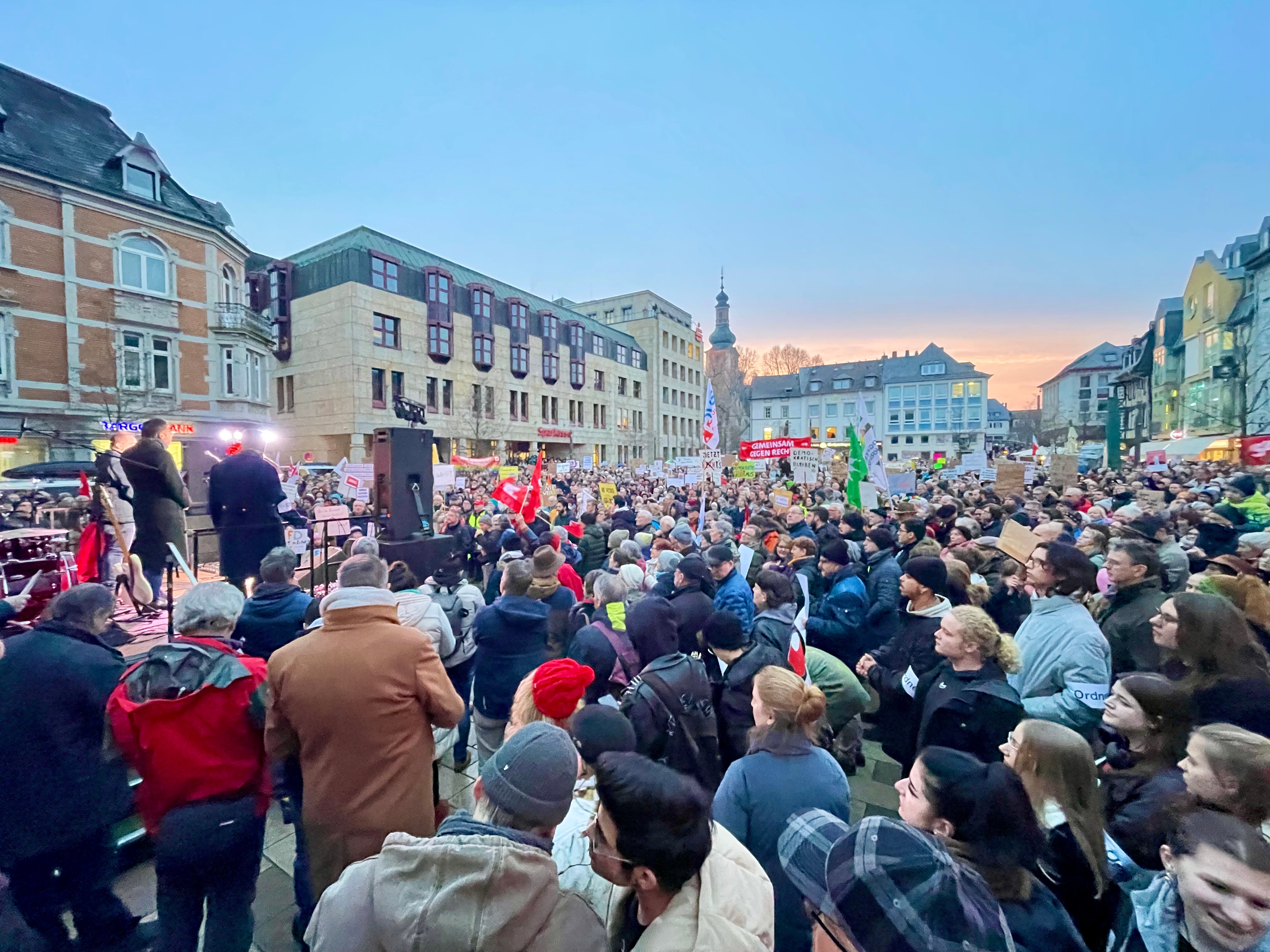 Des milliers de personnes ont manifesté contre la haine et l'AfD, Bad Kreuznach, Allemagne, 30 janvier 2024