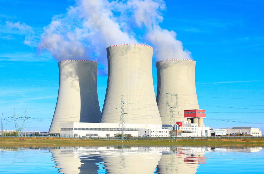 shutterstock_92341939_centrale_nucleaire.jpg