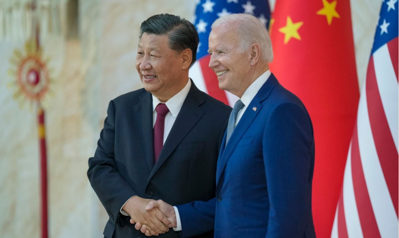 Le président américain Joe Biden et le président chinois Xi Jinping, rencontre en marge du sommet du G20 à Bali, 14 novembre 2022.