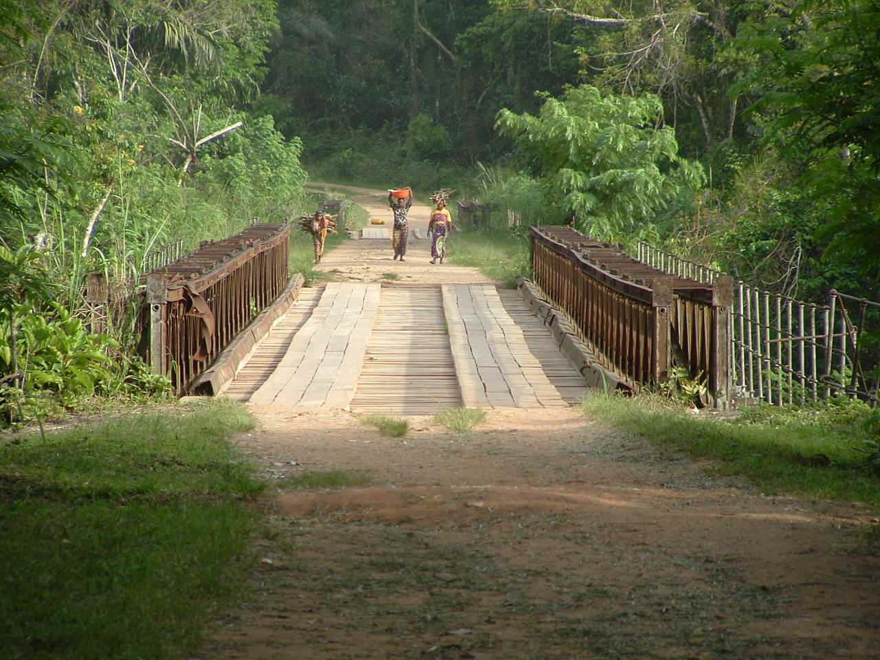 Un pont en Ituri