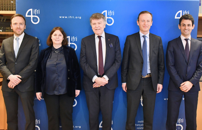 From left to right: Marc HECKER, Valérie GENIN, Thierry de MONTBRIAL, Thomas GOMART et Yann ROLAND